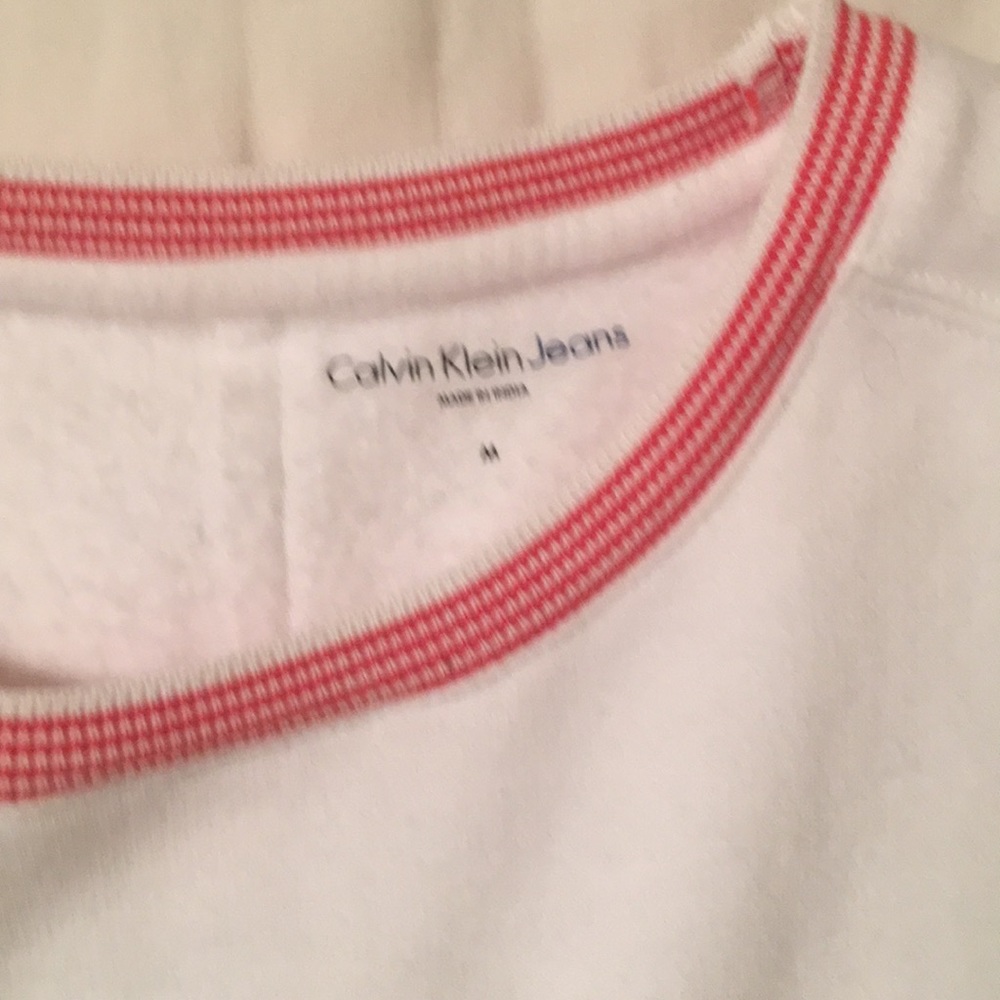 Calvin Klein Croptop - Picture 2 of 2
